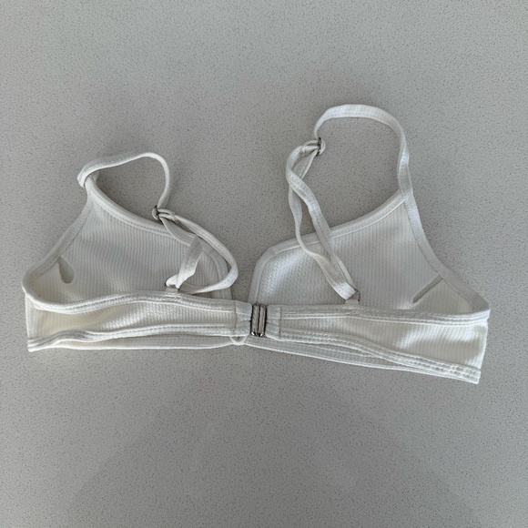 Ribbed V Wired Cami Bikini Top - Picture 7 of 9